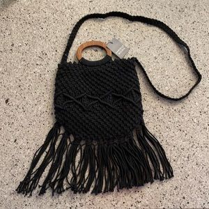 woven crossbody bag (12in x 12in)